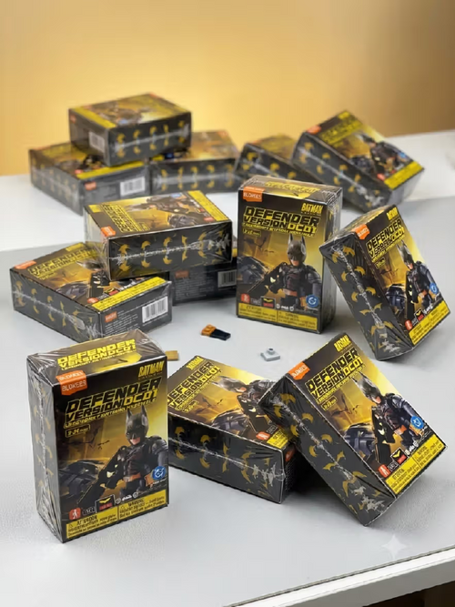 Blokees Model Kits - DC-DV01--Batman Legendary Assemble